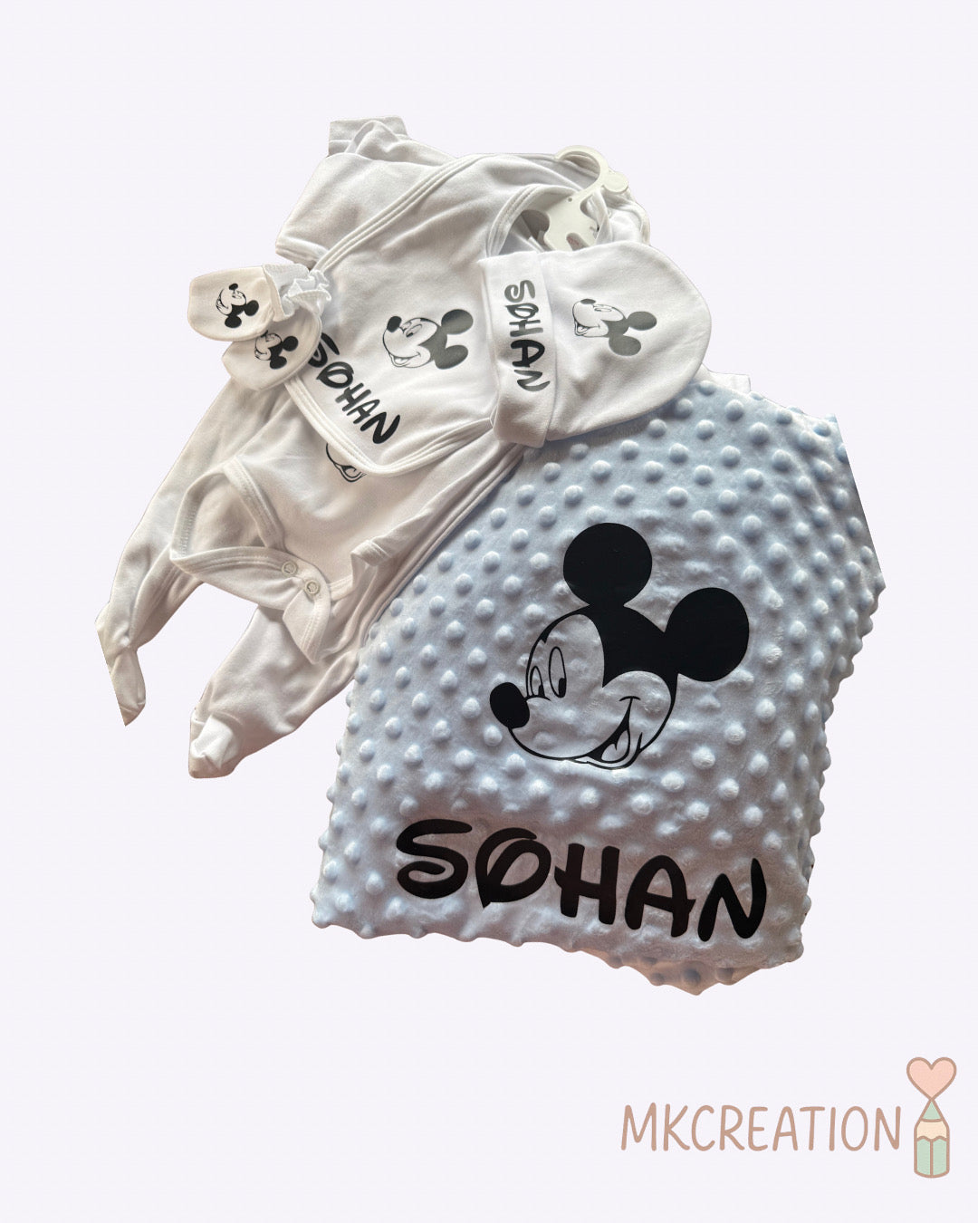 ✨ Coffret naissance personnalisé – Couverture minky + Ensemble 5 pièces