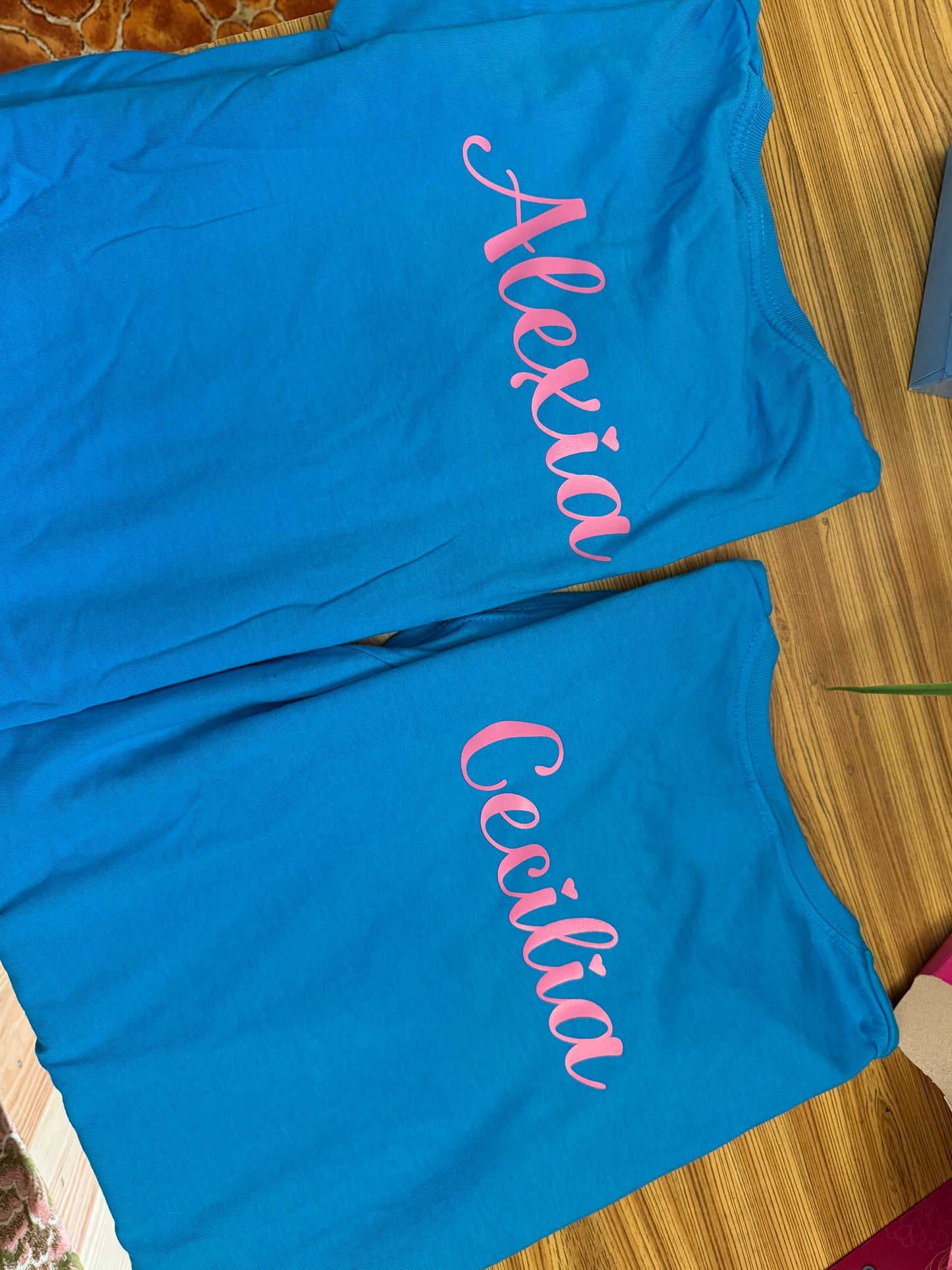 👕 T-shirt personnalisé – Prénom ou message